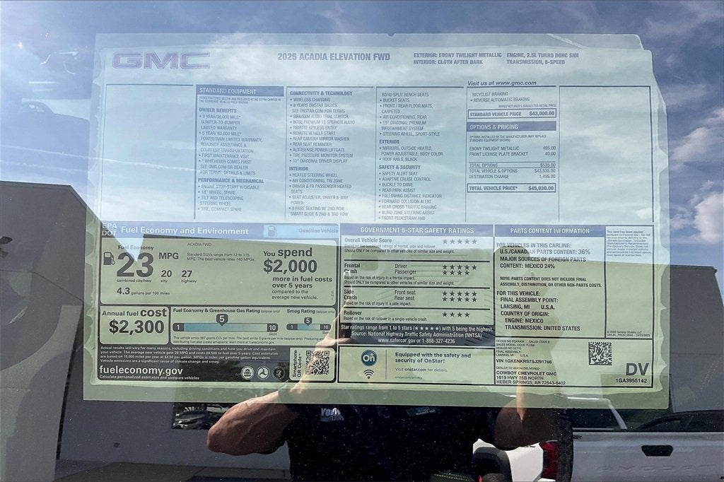 2025 GMC Acadia Elevation
