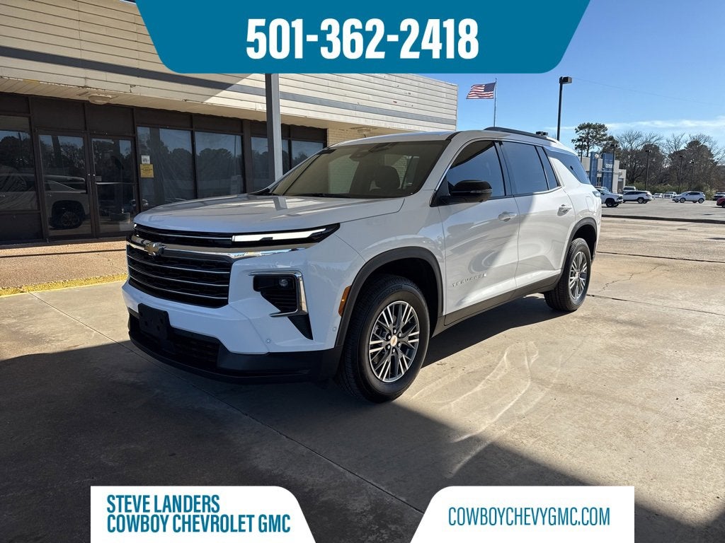 2025 Chevrolet Traverse LT