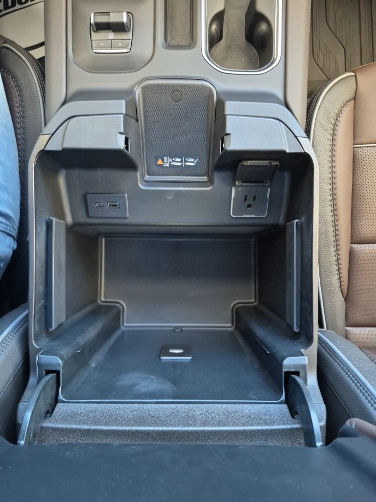 2026 GMC Sierra 3500 HD Denali DRW