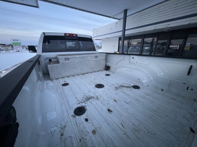 2025 RAM 3500 Tradesman Crew Cab 4x4 8' Box