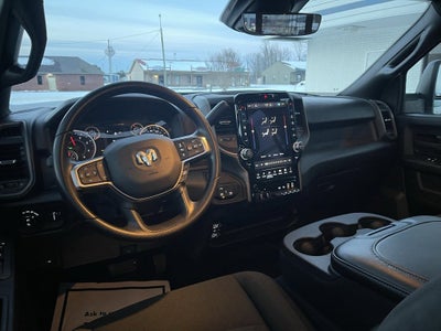 2025 RAM 3500 Tradesman Crew Cab 4x4 8' Box