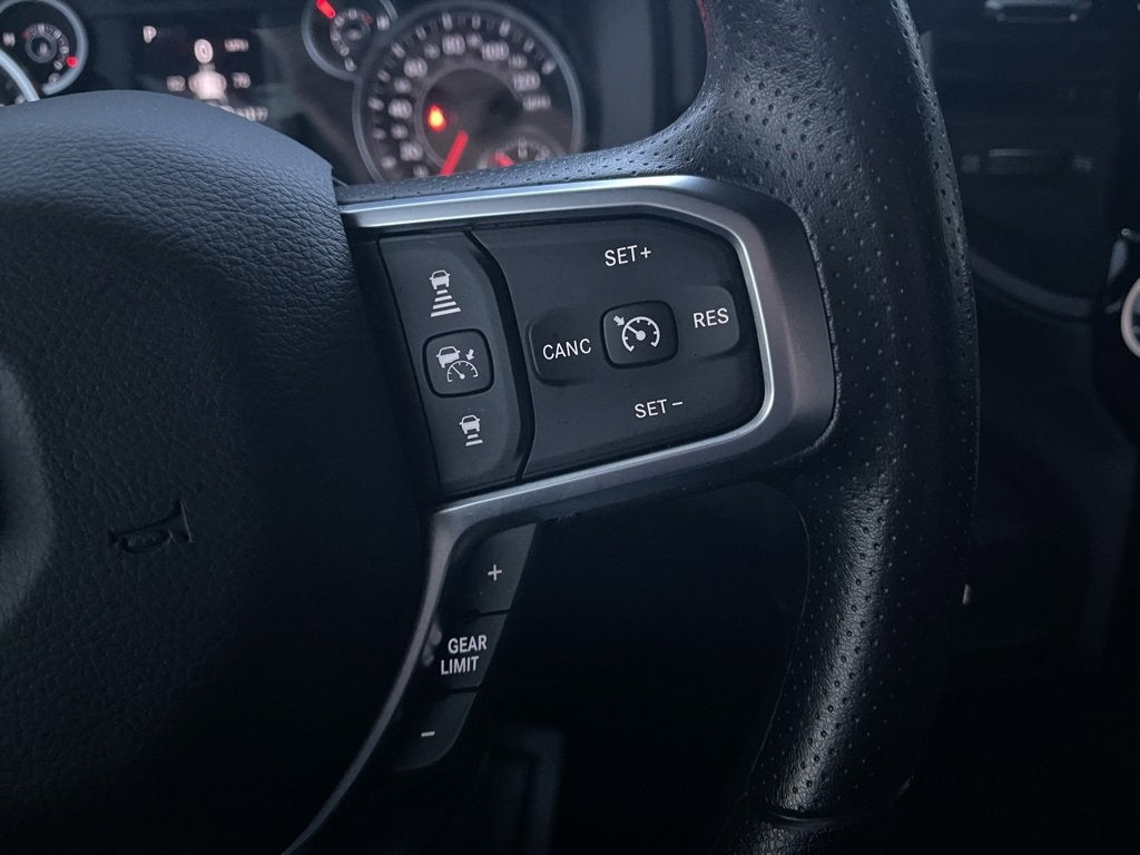 2025 RAM 3500 Tradesman Crew Cab 4x4 8' Box