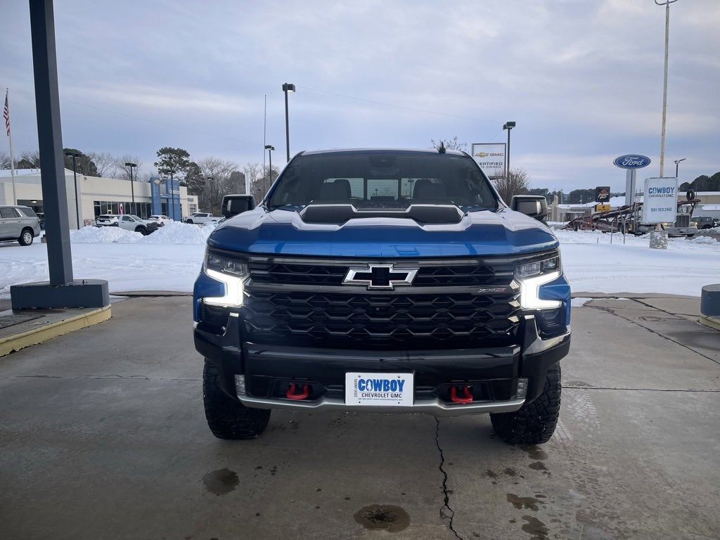 Used 2023 Chevrolet Silverado 1500 ZR2 with VIN 3GCUDHEL7PG137000 for sale in Little Rock