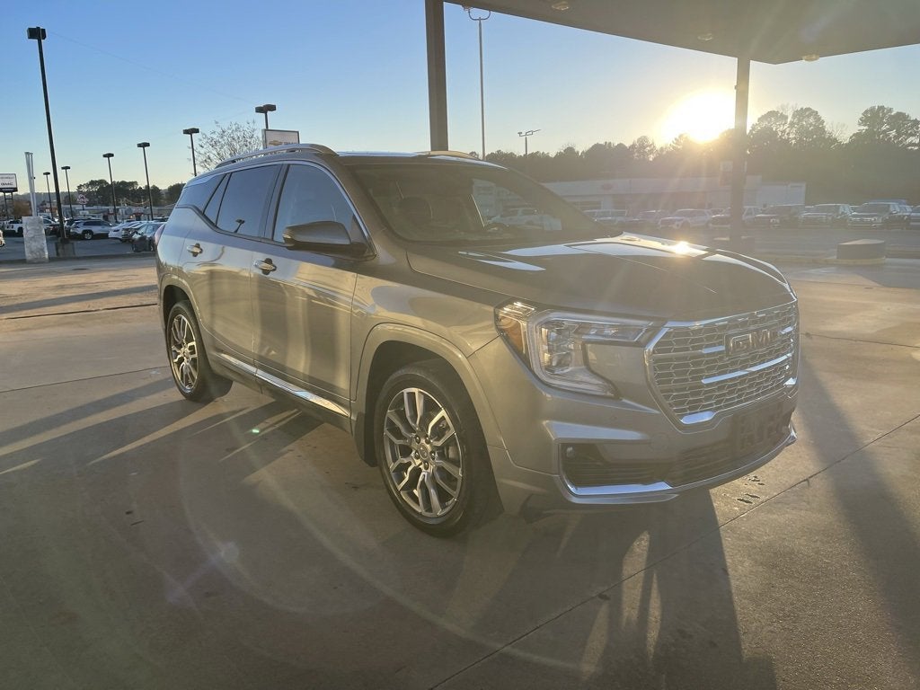 2023 GMC Terrain Denali
